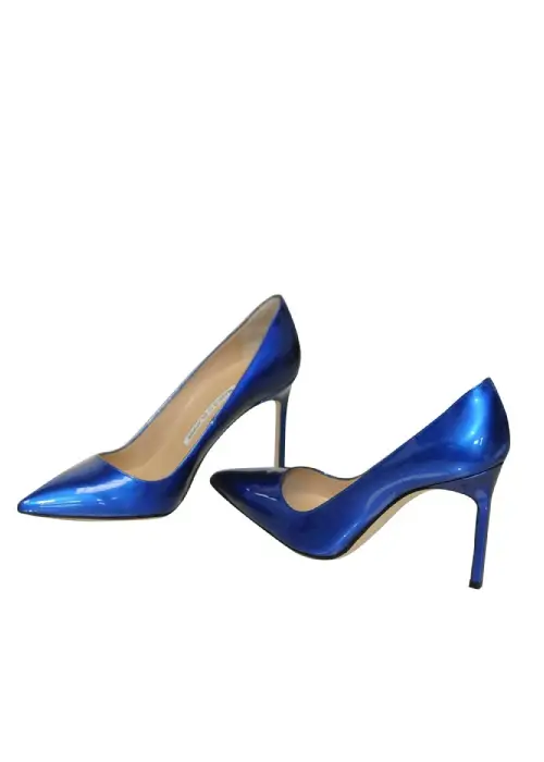 Pearly blue patent heels